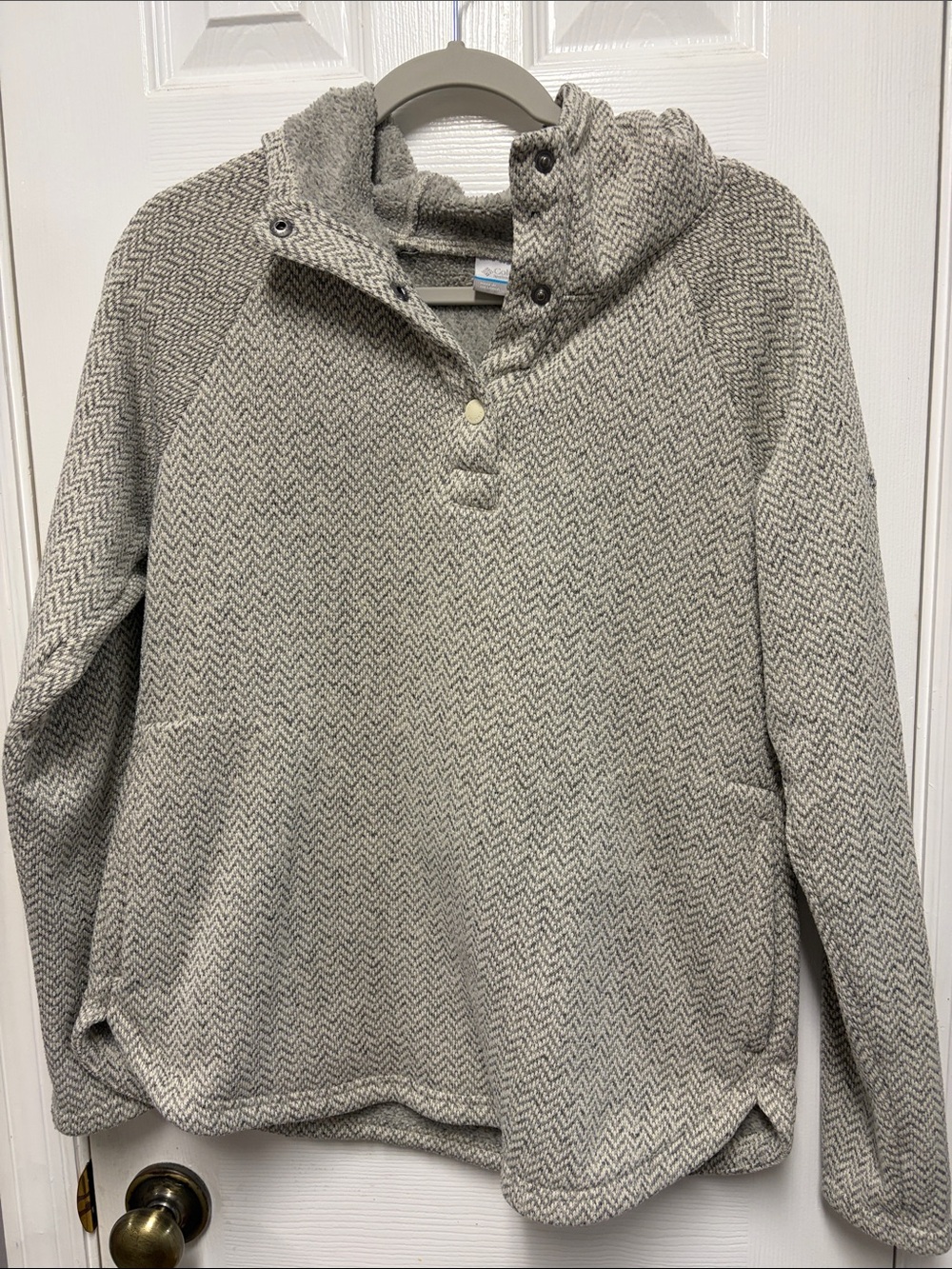 Columbia Light Gray Hooded Pullover Sweater